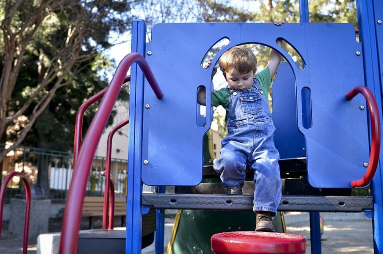 Kids playhouses