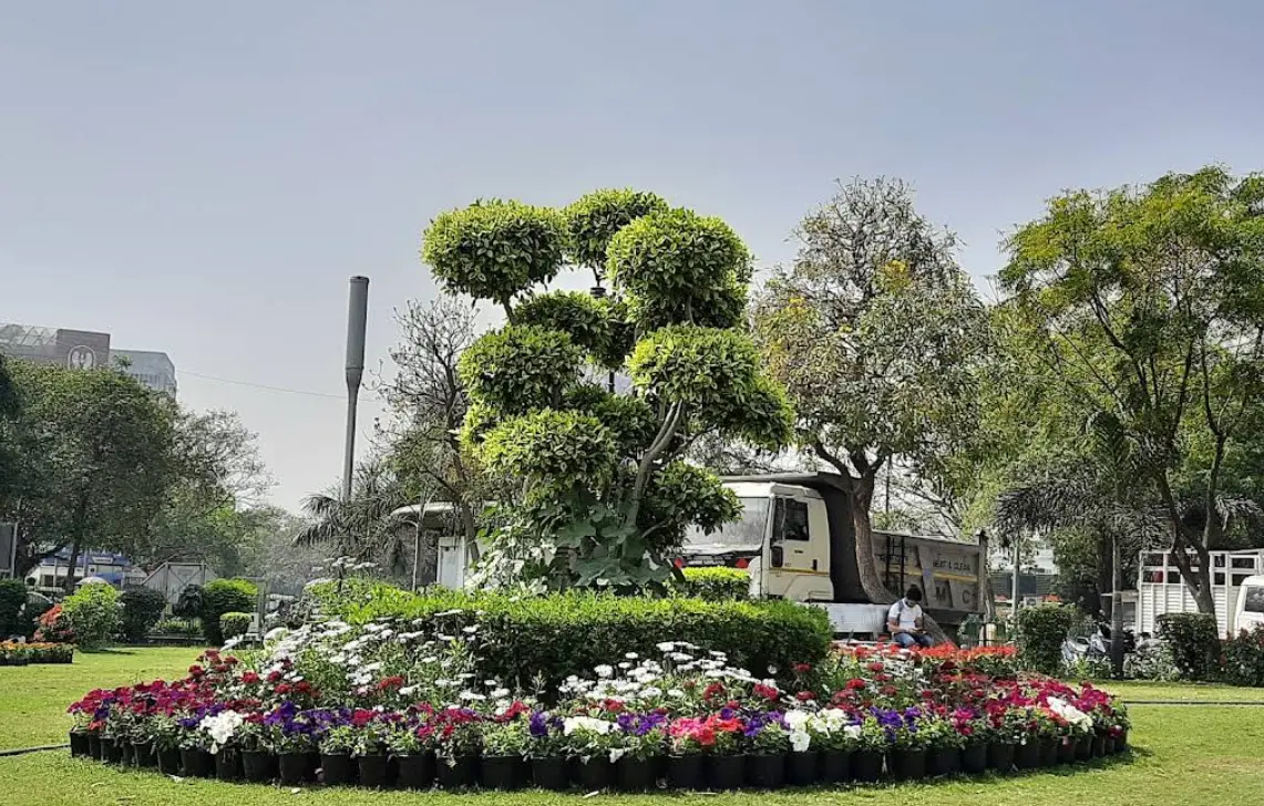 Central Park, Rajiv Chowk
