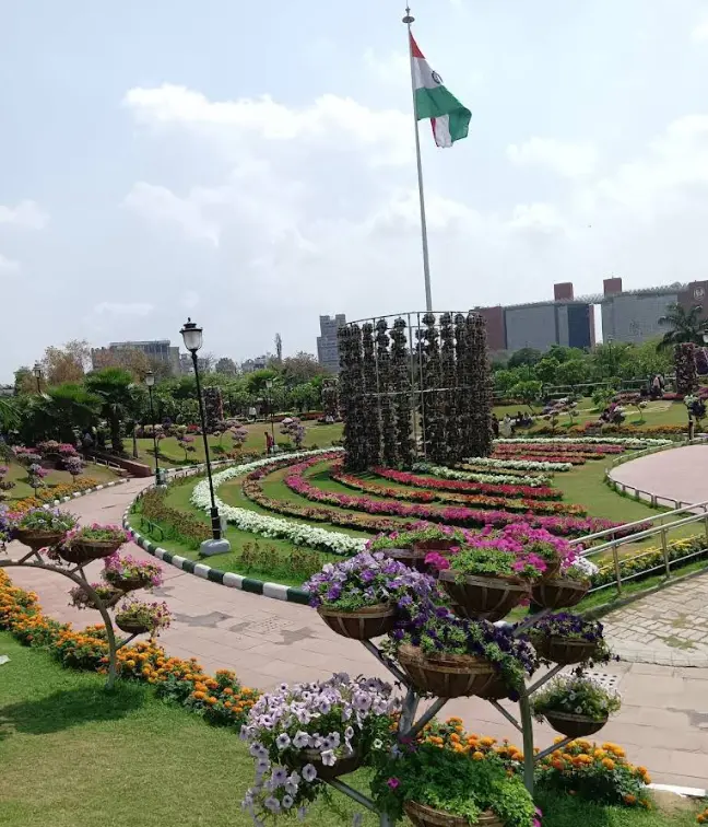 Central Park, Rajiv Chowk