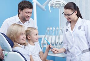 Family Dentists Monitor