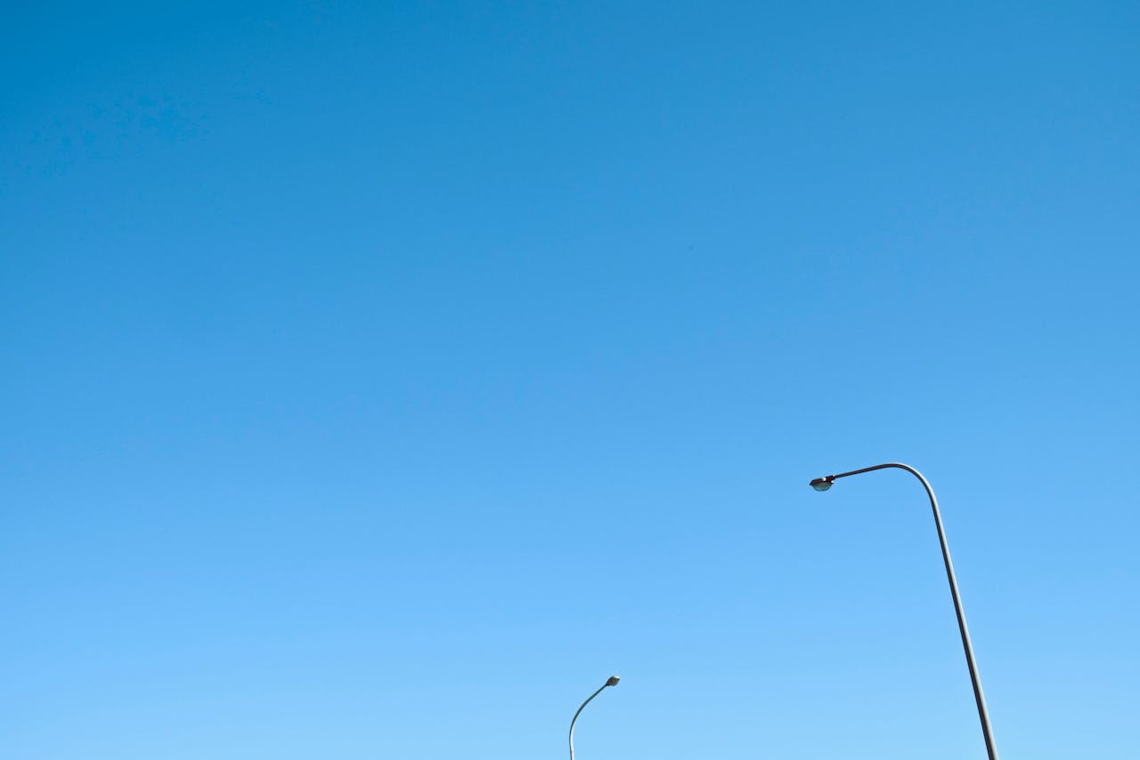 Light pole