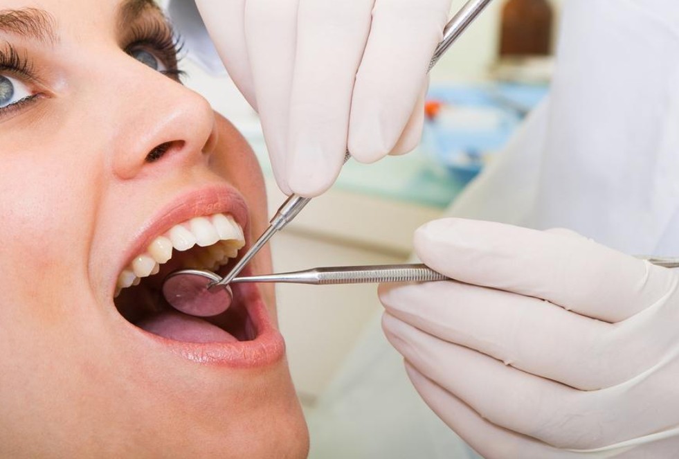 Dentist