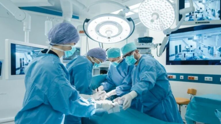 Oncologist in lucknow