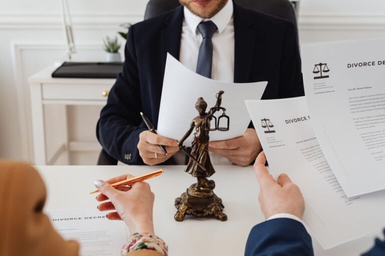 Divorce Lawyer